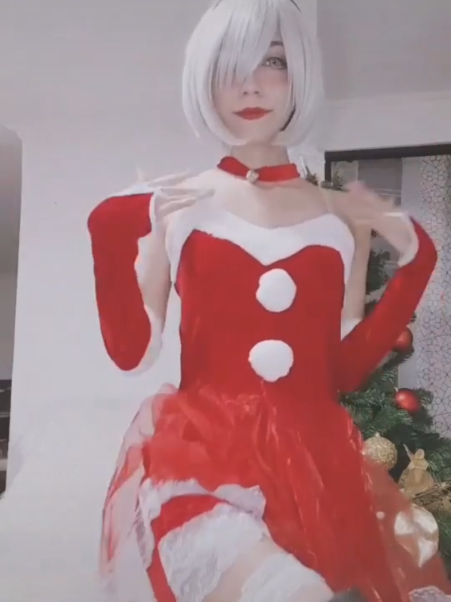 se viene navidad que quieren de regalo? 👀 #2bcosplay #nierautomata #fyp #merrychristmas🎄 