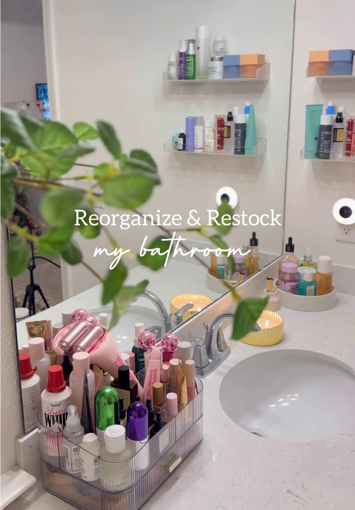 Now I can do my self care in peace✌🏼#bathroomcleaning #cleanwithme #organizingasmr #organizewithme #bathroomorganization #restockasmr #cleanbathroom #bathroomrestock #restockwithme #cleaningasmr #skincarejunkie #skincareunboxing #unboxwithme #tatcha #skinscience #caudalie #paulaschoice #lemmeglow #skinnyconfidential #loccitane #summerfridays #muradskincare 