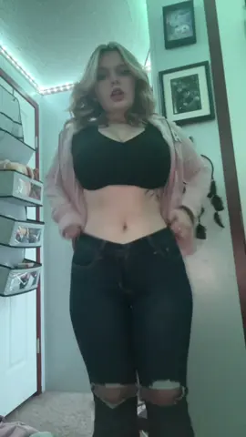 Who ready for thanksgiving  #fitcheck 