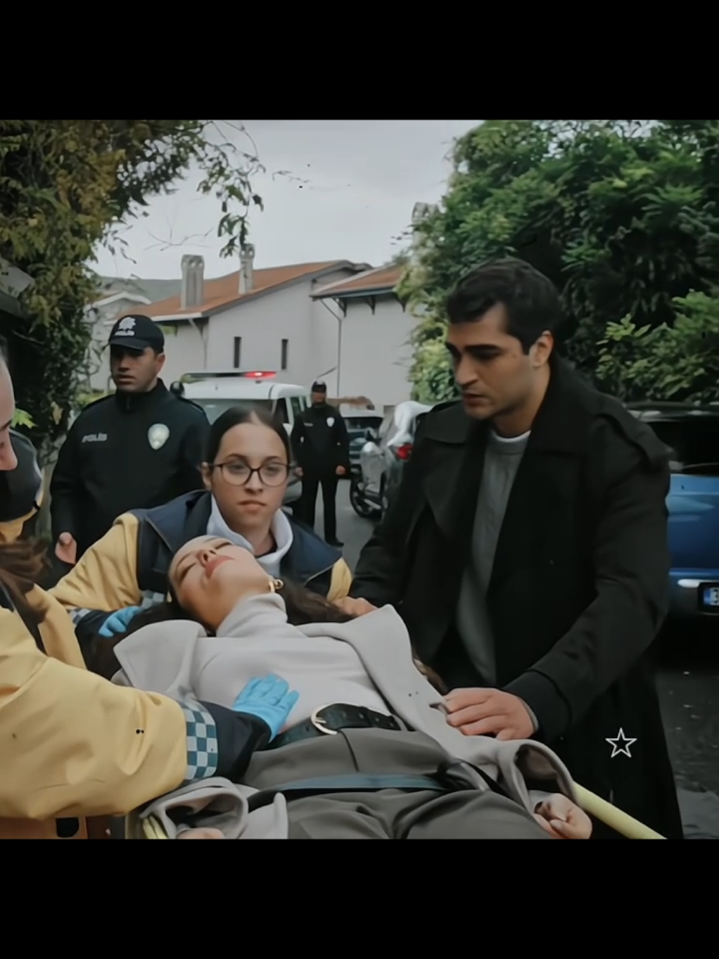Últimas cenas de Diyar com Ferit...🤕🤍#entregatiktok #edits #diyar #feritkorhan #seriesturcas #foryou  #entretenimiento #yalicapkinidizi #fyyyyyyyyyyyyyyyy #ocantodopassaro #max 