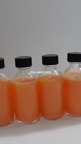 TINY WAIST JUICE SERIES PT. 2🧃 If you want a juice that boosts your immune system and keeps your waist slim, this one’s for you! This juice improves immunity, ejuvenates the skin, offers natural protection against cancer and helps regulates blood pressure thereby reducing the risk of cardiovascular disease. It also provides enough vitamin A and C to meet your daily needs.  The ginger also aids in digestive health which is beneficial for weight loss and to reduce bloating 🧃 Ingredients: 1-2 cups of water  1 lemon  1 lime  1 large carrot  1-2 inches of ginger  Save for later and try this recipe out 🤍 #juice #juicing #healthylifestyle #slimwaist 