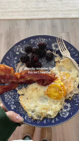 an important perspective 🫶🏼  #food #foodinspo #whatieat #meal #cookies #healthy #wellness  @Clean Simple Eats  @ALDI USA  @Sprouts Farmers Market 