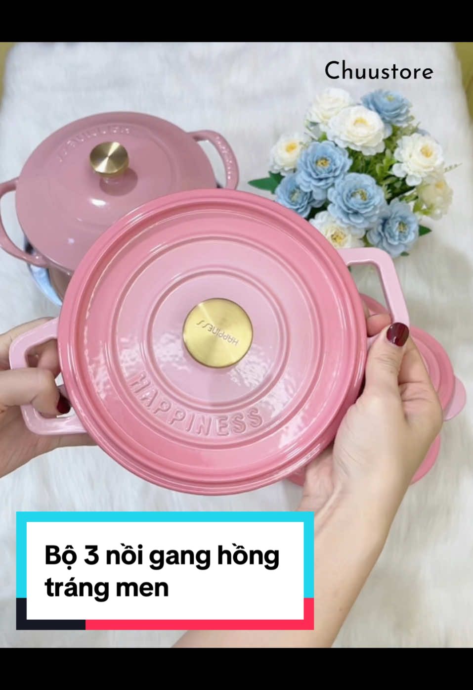 Bộ 3 nồi gang tráng men màu hồng pastel xinh xỉu lên mẫu rồi ạ. Ảnh sao ngoài vậy các bác cứ yên tâm trải nghiệm nha 😍 #nồigang #nồigangtrángmen #nồigangchobếptừ #nồiganghappiness 