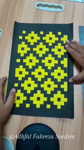 Membuat anyaman dari kertas #tiktok #anyamankertas #videoviral #fyp