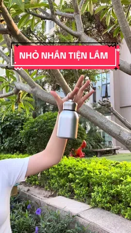 Có em bình giữ nhiệt mini này uống cà phê ngon lắm mọi người ơi. Nhỏ gọn mang theo đi đâu cũng tiện, giữ nhiệt 8-10 tiếng luôn #binhgiunhiet #binhgiunhietmini #binhgiunhietinox304 #chiemmote68 #xuhuongtiktok #viralvideo 