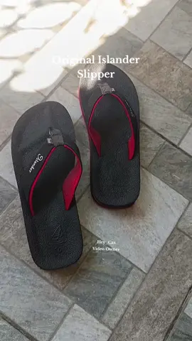 Original na Islander Slippers! Kung nag hahanap kayo ng quality na tsinelas ito na yun. Sinubok na ng panahon.  Daming Colors na available check out na kayo.☺️ #islanderslipper #originalslipper #islanderslipperformen #islanderslippersoriginal #tsinelas #tsinelasformen 