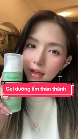 Lúc nào cũng đem theo em nó luôn #theauragins #tcqmedia 