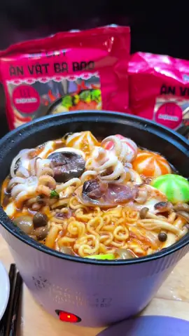 Team mì cay ăn trừ cơm bị má la về đây tui nấu tiếp cho ăng nửa nè #duyenoioi #ancungtiktok #food #ReviewFood #muckbang #anvatbabao #micaybabao 