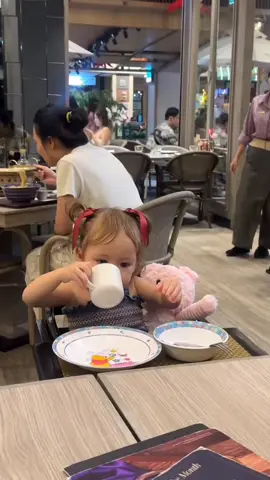 kamariii😭😭😭🫶#masyaallahtabarakkallah #allahummabarik #kamari #mamari #papadali #jennifer #dali #jen #mayi #kamayi #jennifercoppen #kamariskywassink #daliwassink 