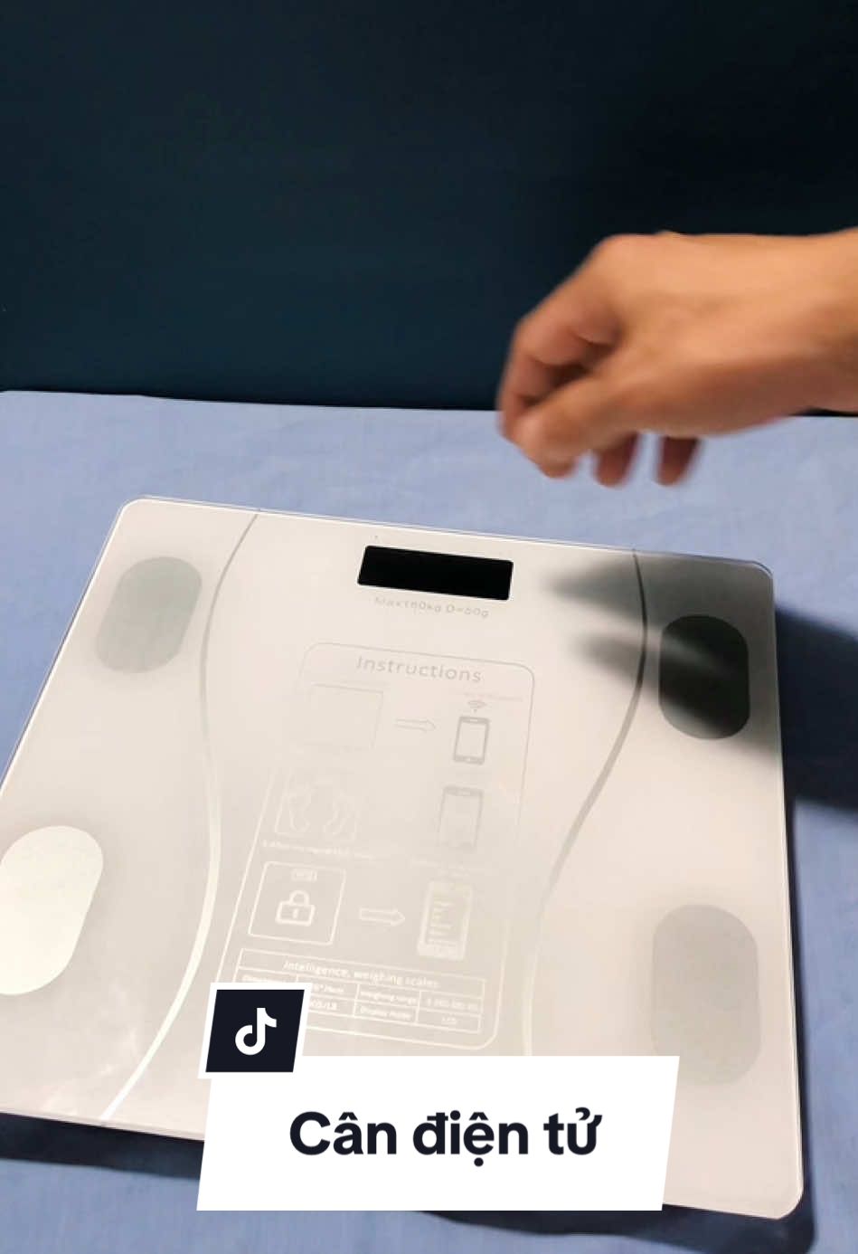 Cân điện tử thông minh có kết nối app điện thoại đo nhiều chỉ số cơ thể.  #candientu #candientuthongminh #candientusuckhoe 