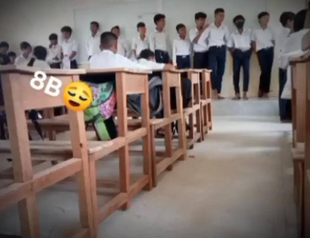 ជាសិស្សក្រៅថ្នាក់##fbyツ #fyp 