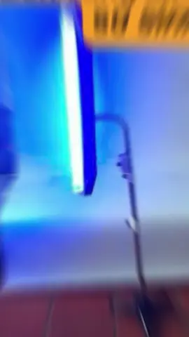 Đèn chiếu vàng da cho trẻ sơ sinh Đèn chiếu vàng da là phương pháp điều trị phổ biến nhất giúp giảm lượng bilirubin cao trong máu, vốn là nguyên nhân gây ra bệnh vàng da ở trẻ sơ sinh. Đèn chiếu vàng da là thiết bị chiếu sáng từ phía trên nhỏ gọn, hiệu suất cao, giá thành thấp, cung cấp ánh sáng với cường độ cao để điều trị triệu chứng nồng độ bilirubin quá cao trong máu. Thiết bị có diện tích bề mặt chiếu sáng rộng, cung cấp lượng chiếu sáng hiệu quả cho người bệnh trong thời gian ngắn. Đèn được sản xuất theo công nghệ mới của Nhật. Đèn được thiết kế nhẹ, nhỏ gọn, dễ tháo ráp. Đèn có 2 loại: Treo tường hoặc để bàn  Chân đứng cao 1,45m. Sản phẩm bảo hành 24 tháng. #xuhuongtiktok #xuhuong #thinhhanh #thinhhanh2024 #videobanhang #mevabe #mevabeyeu #tresosinh #dungcuyte #suhuongtiktok2024❤️❤️ #phụnữ #mevabesosinh #CapCut #denchieuvangdachotresosinh #chieudenvangda #denchieuvangda #tresosinhvangda #đenvangdachotresosinh #denvangdachotresosinh 