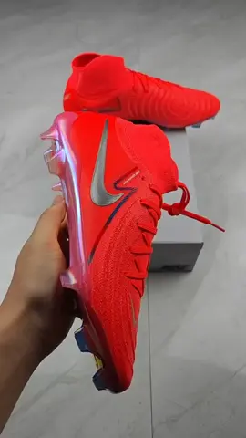 Nike Phantom Luna 2 Elite  Mais informações chama na DM   #chuteiras #futebol #chuteira #campo #loja #rumo10k 