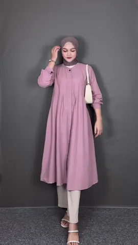 tunik cantikkk bgt. bahan alus adem. lihat sejatuh itu kainnya. bayangin seadem apaaa😍😍 . . . . . . . . . . #tunik #tunikcantik #tunikmurah #tunikkatun #OOTD #ootdhijab #ootdfashion #ootdhijabstyle #ootdinspiration 