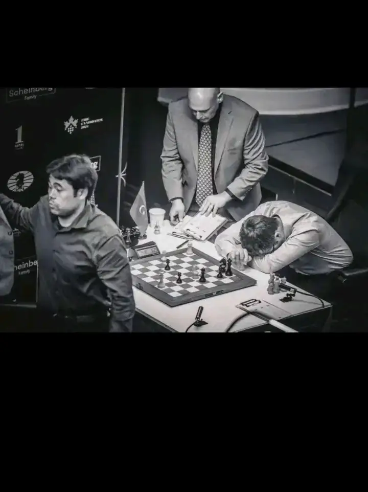 Test: Why is this a brilliant move?#chess #chesstok #blowthisup #chessman #chessmaster #fyyyyyyyyyyyyyyyy #chesscom #schach #xybza 