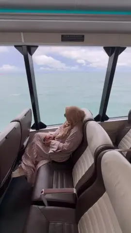 Kapal ferry dari Batam ke singapore senyaman ini ternyata  #Batam#  #singapore# #Ferrybatamsingapore# #Dewijalanjalan#