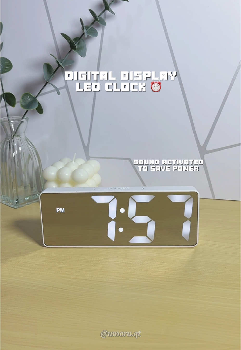 Aesthetic at sound activated pa na Mirror Digital Clock! You can even set an alarm. Can use with battery or plug ⏰