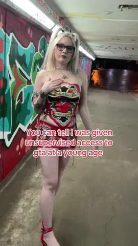 Im so tall i love it #edhardy #fyp #y2k #mcbling #edhardy #2000s 