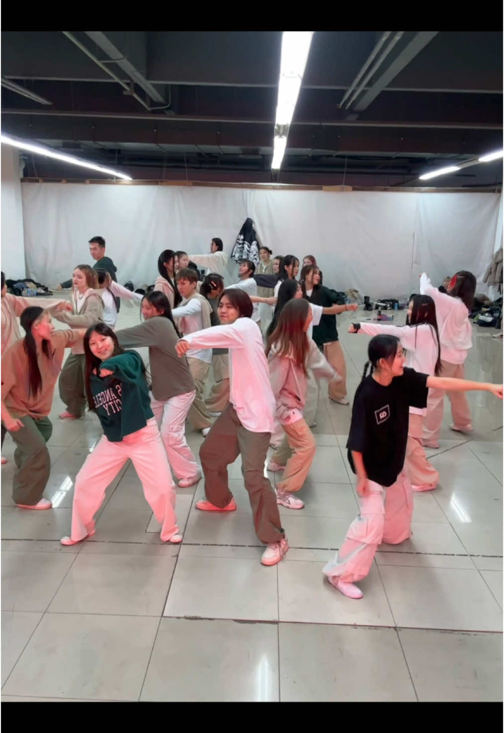 Nae nae nae🤚 #recommendations #dancechallenge #dance #trending #choreography #fyp #meme 