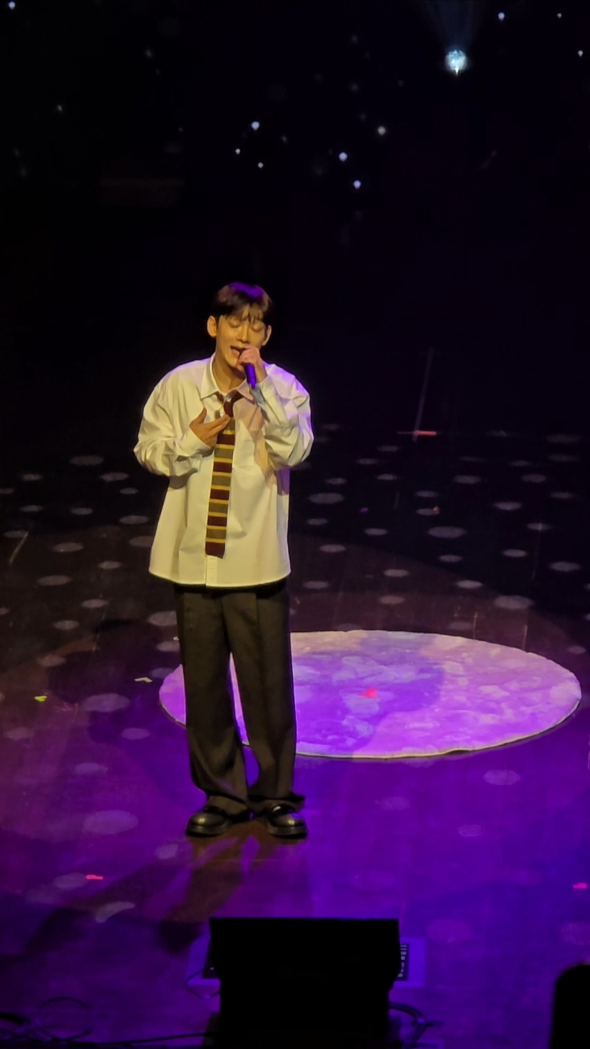 Kim Jongdae ft Manila fans - Best Luck #Beyond_the_door_in_mnl  #chen 