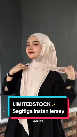 Bismillah.. RESTOCK✨ Hijab segitiga instan jersey premium🥰#tudunginstant #hijabinstan #tudungsarung #bawalinstant #tudungsg #hijabsg🇸🇬 #fyp 