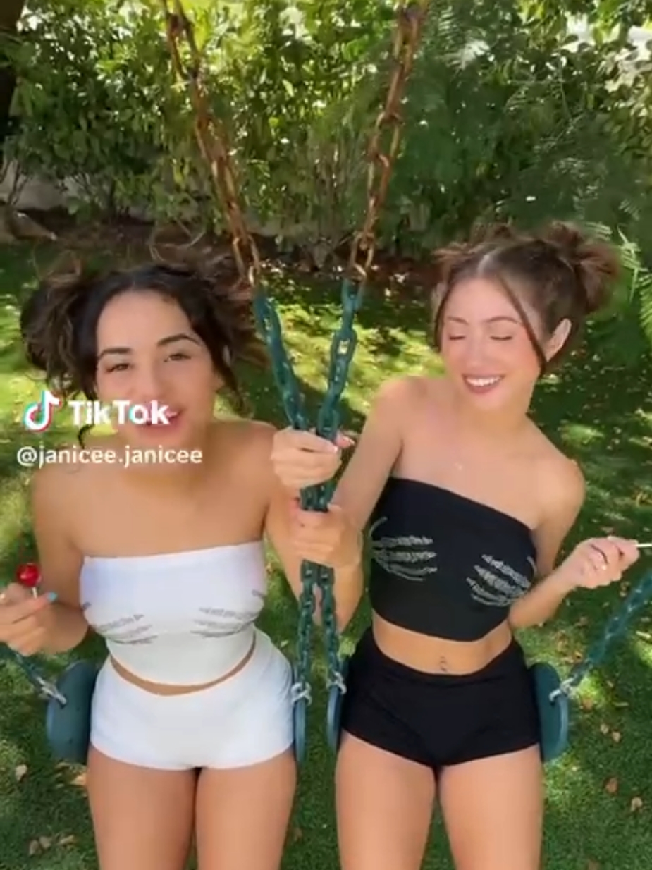 Sticking📍#oldtrend #janicee.janicee #jamelizz #white #black #paleta #viral #fyp 