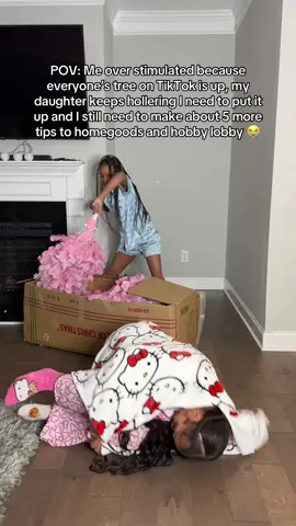 Christmas Tree loading yall 😂😂 Guess what our theme is 👀? #christmas #christmasdecor #decoratewithme 