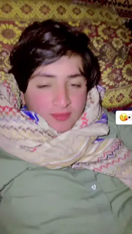 ##Big #10kfollowers😭😭😭😭 #bigfanshere #duet #foryoupageofficial #3milionviews @ᕙ(👑 Tariq Gulli 👑)ᕗ 