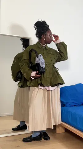 I'd like to introduce you to my new favorite jacket! 🥹🍃 #outfitinspo 