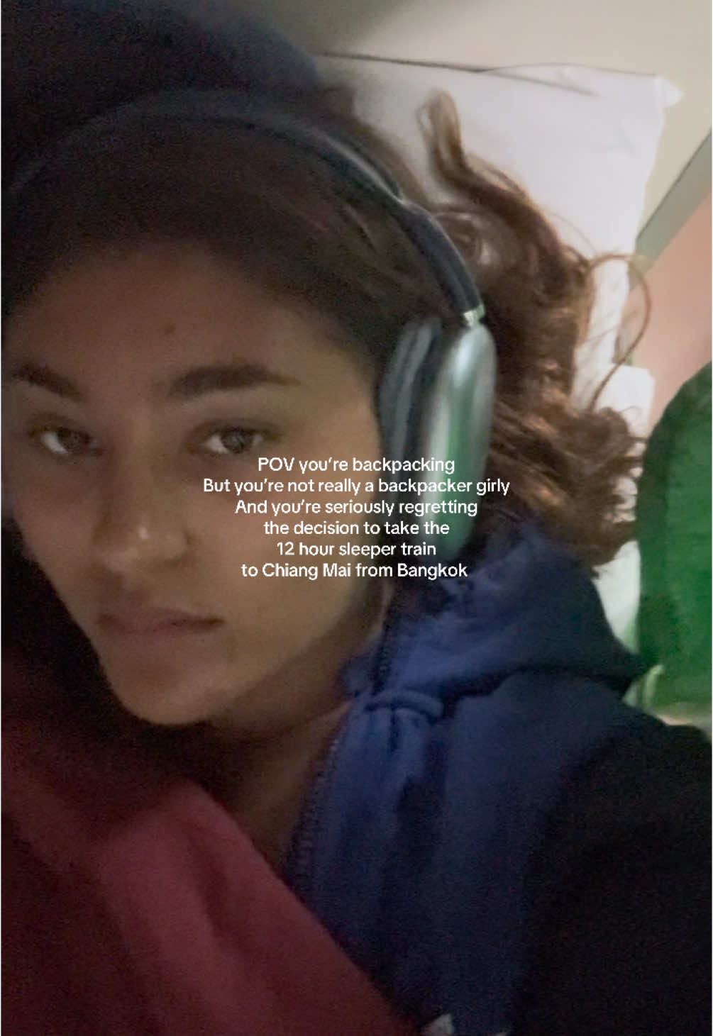 Oh well im sure itll be fine if they just turn the lights off  ~ ~ #travel #backpacking #thailand #chiangmai #bangkok #sleepertrain 