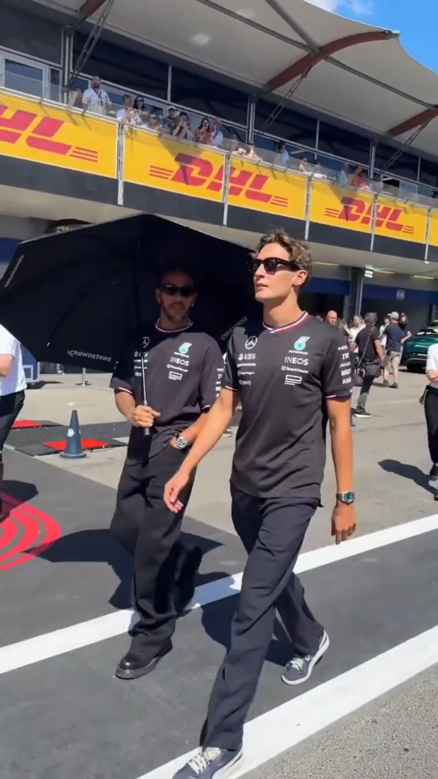 VICTORIA'S SECRET SUPERMODEL GEORGE WILLIAM RUSSELL💅💅💅 #russell #georgerussell #mercedesbenz #merceresamg #mercedesf1 #f1 #formula1 #formulaone #georgerussell63 #georgerussellmercedes 