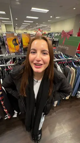 Das macht soo viel Spass😂😂 @Laura @TK Maxx #tkmaxx #tkmaxxfinds #comedie #fy #foryou #fordoupage