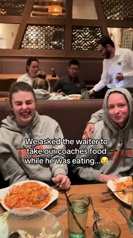 His wife was more concerned than he was 😭😭. #foodprank #takingfood #funnyvideo #prank #basketball 