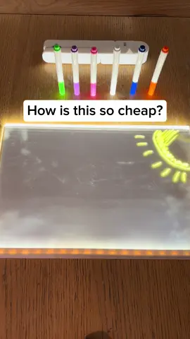Light up drawing board with stand and pens #colouring #giftidea #christmasgiftideas #blackfridaydeals #spotlight #bargain #bargainshopping 