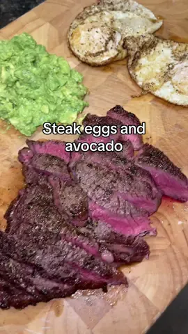 🥩🍳🥑  #steakeggsandguac #steakandeggs #carnivore #carnivorediet #fy #healthy #meals #cravings
