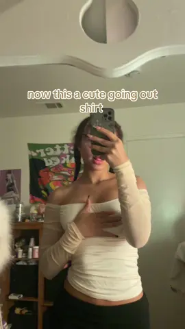 need a strapless bra 😶