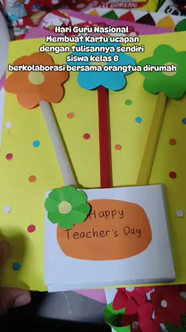 Kreasi hari guru nasional anak TK membuat kartu ucapan dengan tulisannya sendiri berkolaborasi bersama orangtua dirumah #kartuucapan #anaktk #literasi #kreasihariguru #harigurunasional 