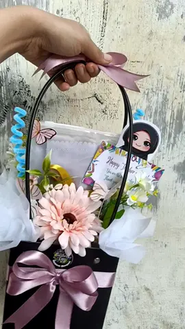 masih edisi hari guru nihhh bouquet in paperbag bouquet box #bouquetpaperflowers #bouquetbox #bouquetpaperbag #bukethariguru #buketwisuda #momentbouquet #bukettabanan