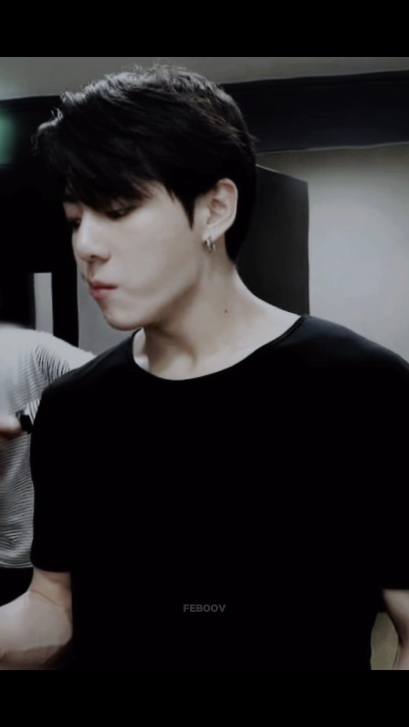 hmm #jungkook #jeonjungkook #jungkookbts #jungkookedit #bts_official_bighit #bts #btsarmy #fyp #foryou #beranda 