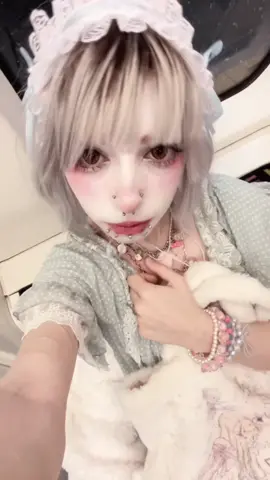 lifeless being like a dress up doll🎀 #jfashion #altfashion #dollyfashion #shironuri #harajukufashion 