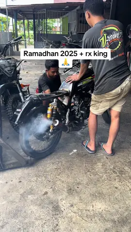 Bismillah😇🙏#foryoupage #trending #fypシ #rxking #rxkingindonesia #rxking135cc #rxkingnusantara #sidrap #rxkingmakassar #rxkingsidrap #yz #2tak #2taklovers #2takmenolakpunah #roadrace #rxkingsuperpro #fyppppppppppppppppppppppp #fyp #2stroke #yamaha #balapliar #liaran #ramadhanrace 