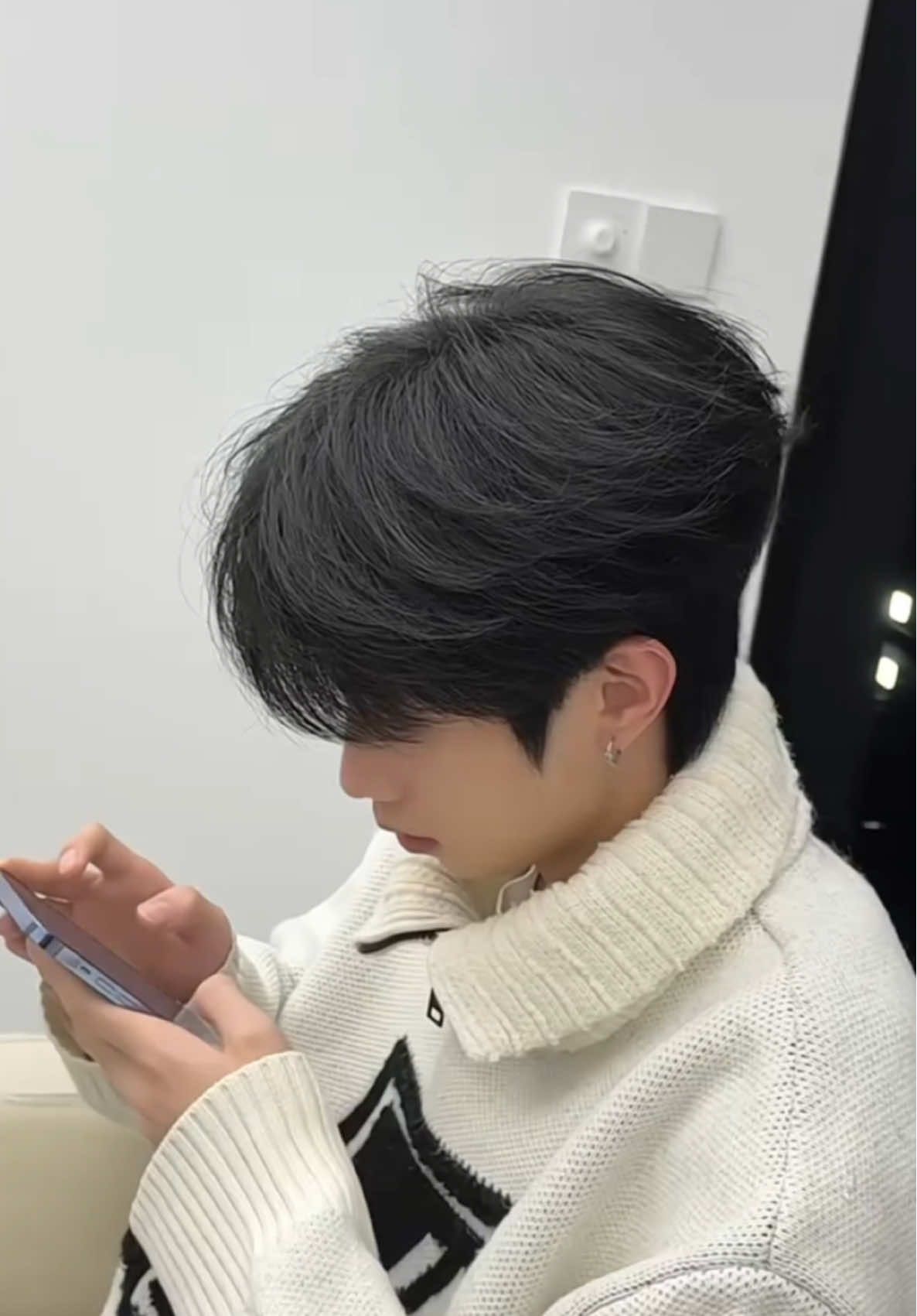 Sự kết của side part rũ và layer sẽ ntn đây #BeautyTok #caonguyenbarber #xuhuong 