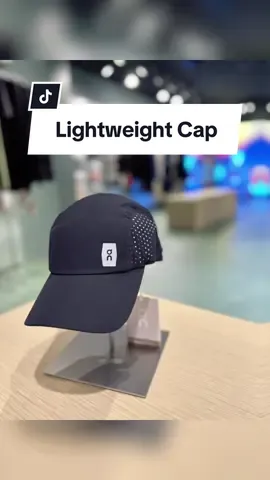 【ライトウェイトキャップ】 ¥5,280 大変人気なキャップはいかがでしょうか‼️ ライトで持ち歩きやすい💡 季節や天気に問わず適切 老若男女　誰にも合う👍 🍁ぜひ店頭でお試し下さい🏃 =========== KISHISPO Kyoto Powered by On 京都市下京区貞安前之町 藤井大丸6F TEL:075-746-5286 ========== #Running #藤井大丸  #京都 #on #kyoto #cap