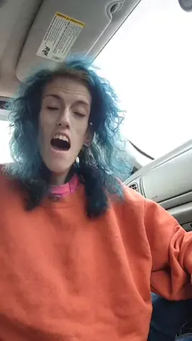 I AM HUMAN #duhlaureans #bekindduh #itslaurenduh94 #iamhuman #iamwoman  #singing 