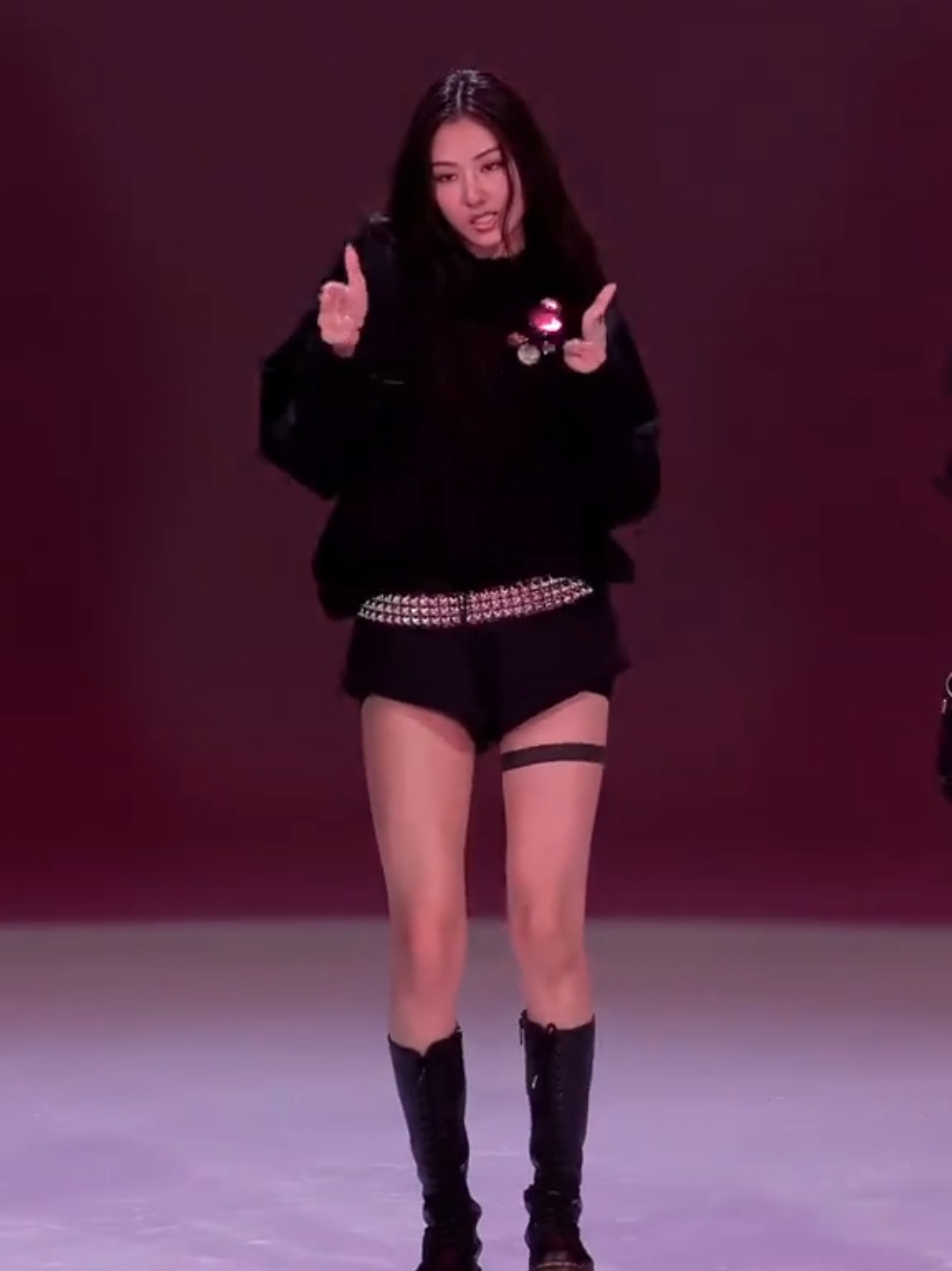 #GAWON #가원 #MEOVV #미야오 #BODY #Fancam #Kpop #Idol #viral #fypp #seonmi #seonmic 