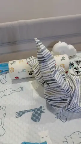 Newborn yoga pose 😜 #newbornbaby 