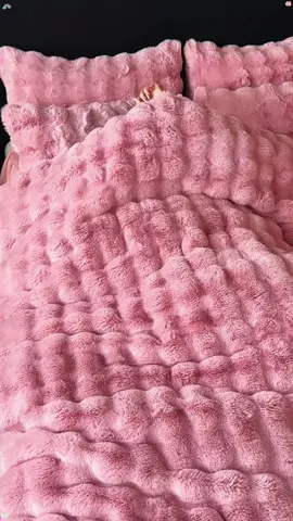 #ad Fuzzy Duvet Cover Set #fyp #tiktokmademedoit #TikTokMadeMeBuylt #mealsbylucy #wintervibes #cozy #duvetcover #warmnight #blackfriday