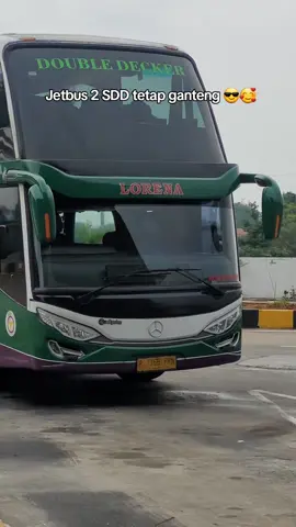 Lorena Super Eksekutif Jakarta - Madura Jetbus 2 Powered by Mercedes Benz #lorena #doubledecker #ayonaikbus #bismania #jetbus 