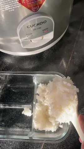 Hộp cơm văn phòng #xhtiktok #xh #xuhuongtiktok #hopcomvanphong #homcomlambangthuytinh #hopcom #chiunhietdocao 