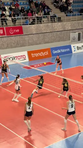 #Penivoleybol #VoleybolBenim #VolleyballWorld #VolleyballEurope #Volleyball #Voleybol #Pallavolo #TikTokSports #Voleibol #BeUnlimited #VolleyballGirls #Volei #FileninSultanları 